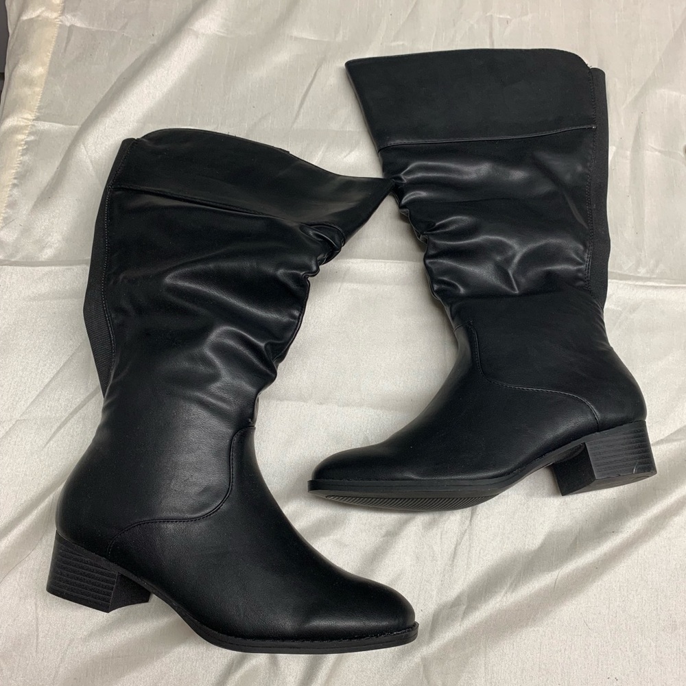 Lane Bryant extra wide calf boots size 9